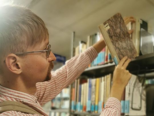 Biblioteczka bielańskiego mola książkowego. Śladami zapomnianej poezji, czyli – „Bielany: wiersz w roku 1827 przez K... Z... napisany”.