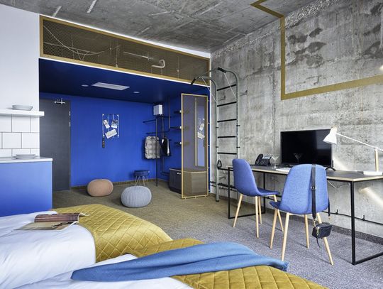 Industrialny styl z charakterem – nowa jakość wypoczynku w Warszawie