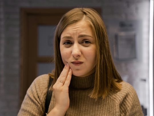 Leczenie bruksizmu: Skuteczne sposoby na zgrzytanie zębami