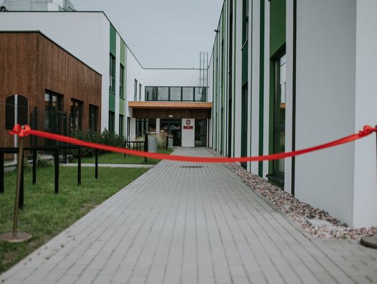 Łomianki: Nowoczesne siedziby dla przedszkola w Dąbrowie i szkoły w Sadowej