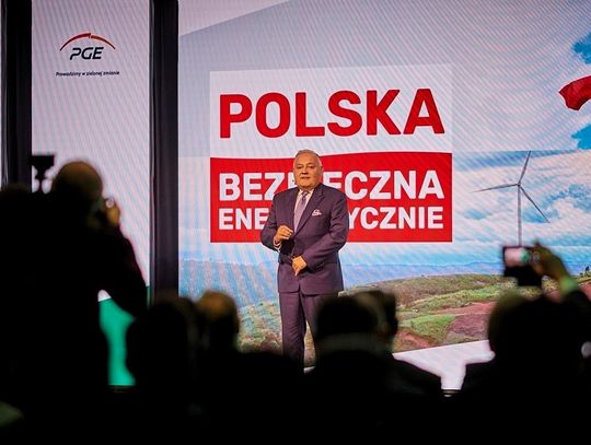 PGE przyspiesza transformację polskiej energetyki - zeroemisyjność już w 2040 r.