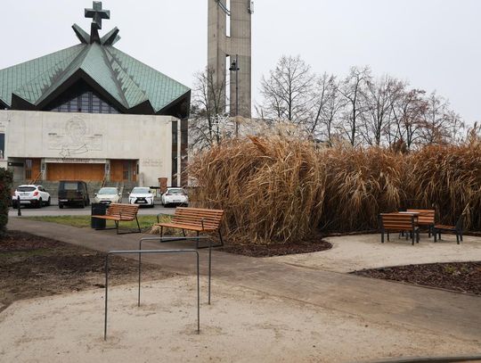 Plac Konfederacji po liftingu