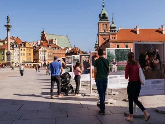 W drodze do domu - poruszające historie ukraińskich rodzin na warszawskiej Starówce