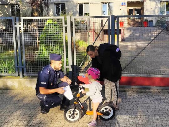 Wrzesień pod znakiem bezpieczeństwa – policjanci czuwają nad najmłodszymi uczniami