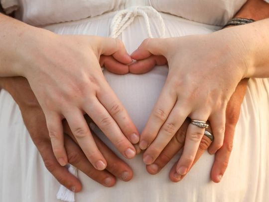 Zabezpieczenie płodności dla pacjentów onkologicznych – wsparcie w ramach rządowego programu in vitro