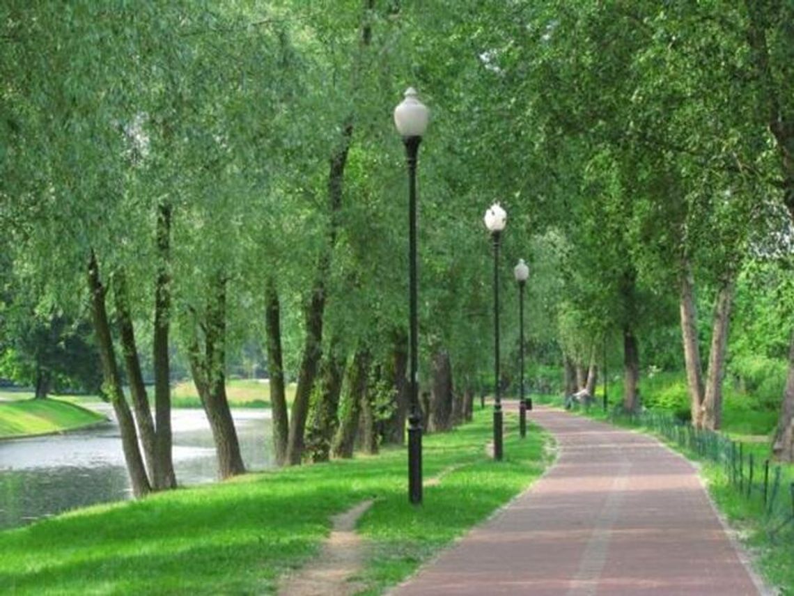 Będzie jaśniej w parkach