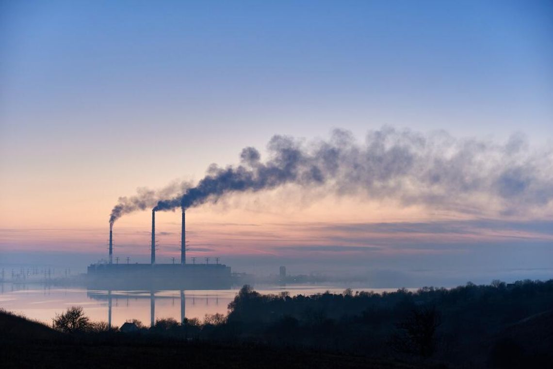 Dlaczego warto korzystać z akredytowanych pomiarów gazów i pyłów?