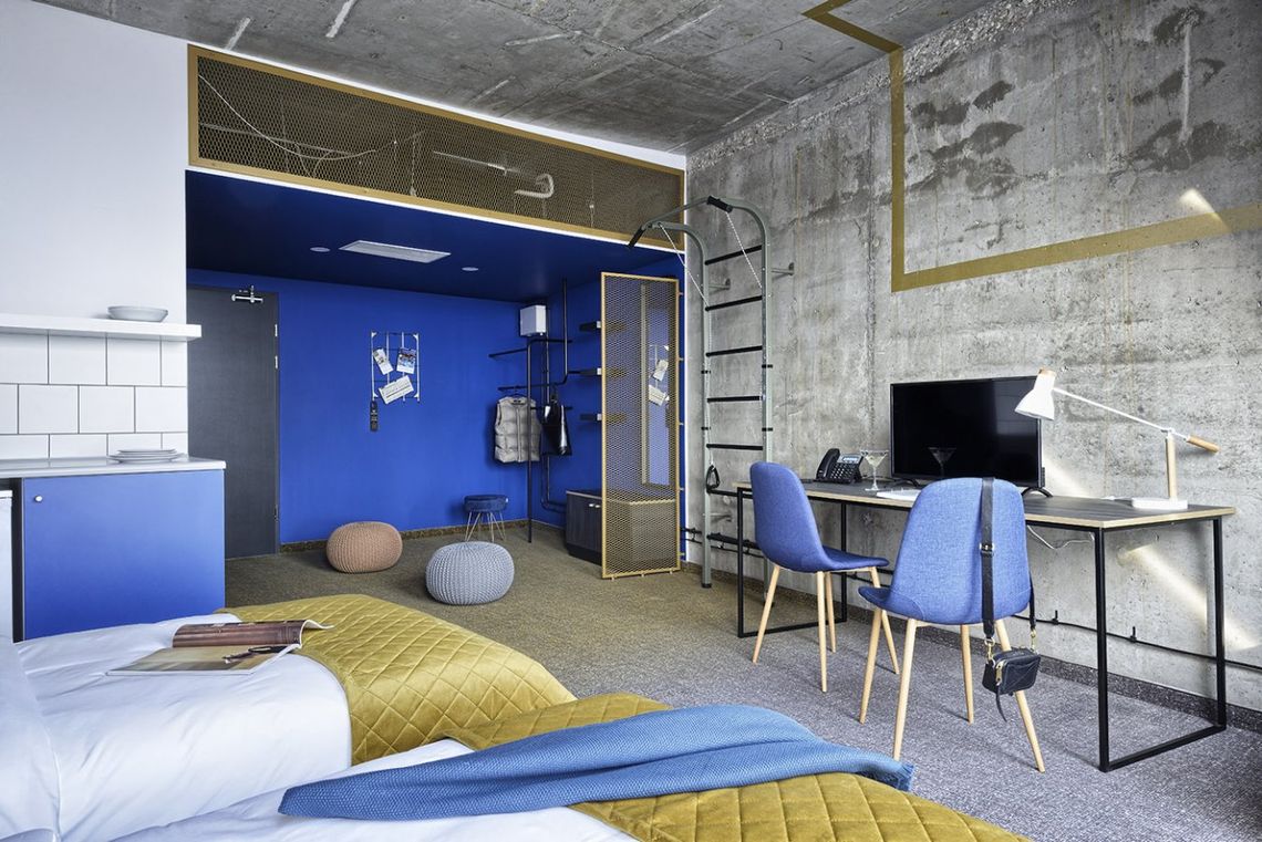 Industrialny styl z charakterem – nowa jakość wypoczynku w Warszawie