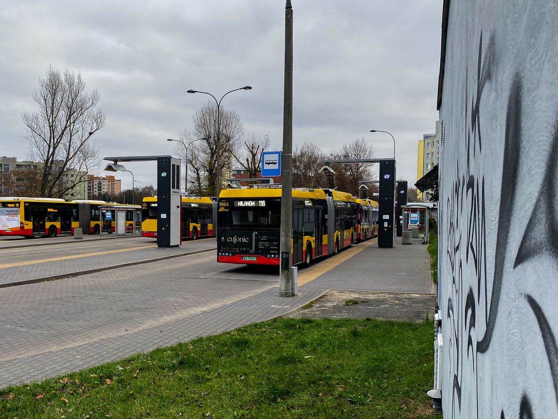 Seria napadów na Chomiczówce. Radny wnosi o poprawę bezpieczeństwa