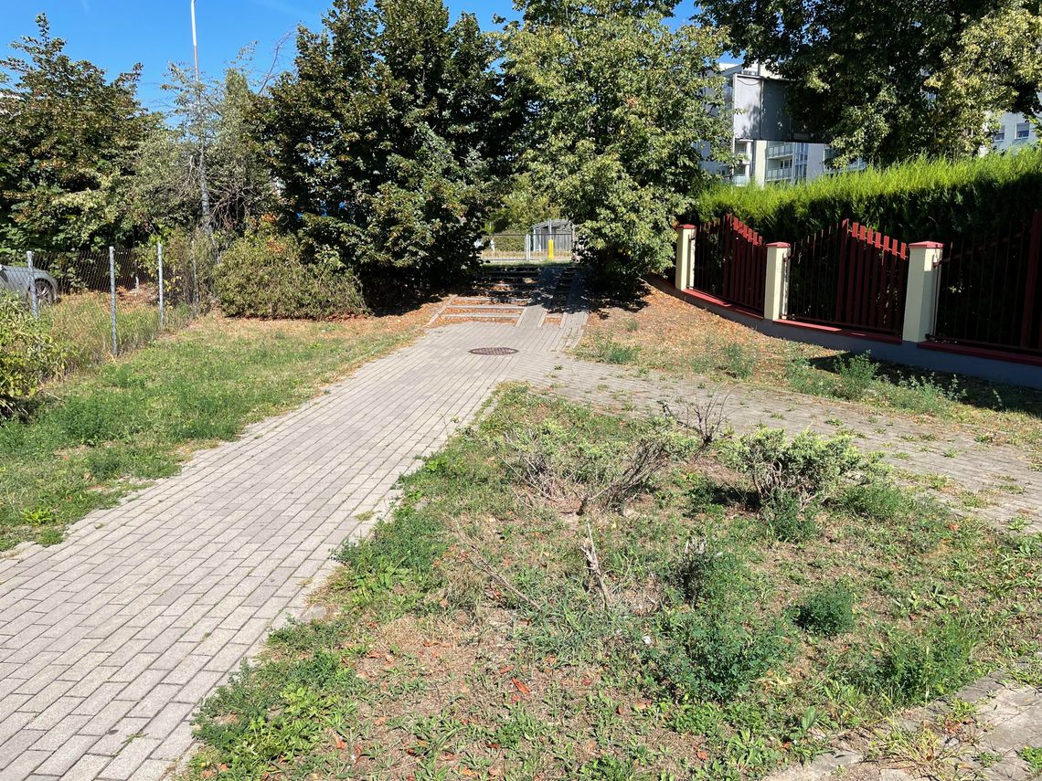 Ulica Conrada - małe szanse na mały park? Radny interpeluje Ulica Conrada - małe szanse na mały park? Radny interpeluje