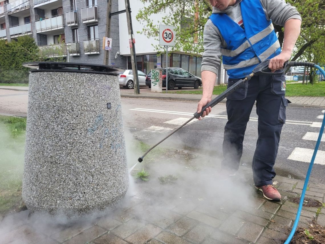 Wraca akcja #StopBazgrołom