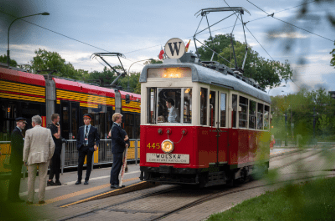 Zabytkowy tramwaj w lany poniedziałek