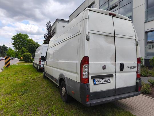 Mistrzowie parkowania #65